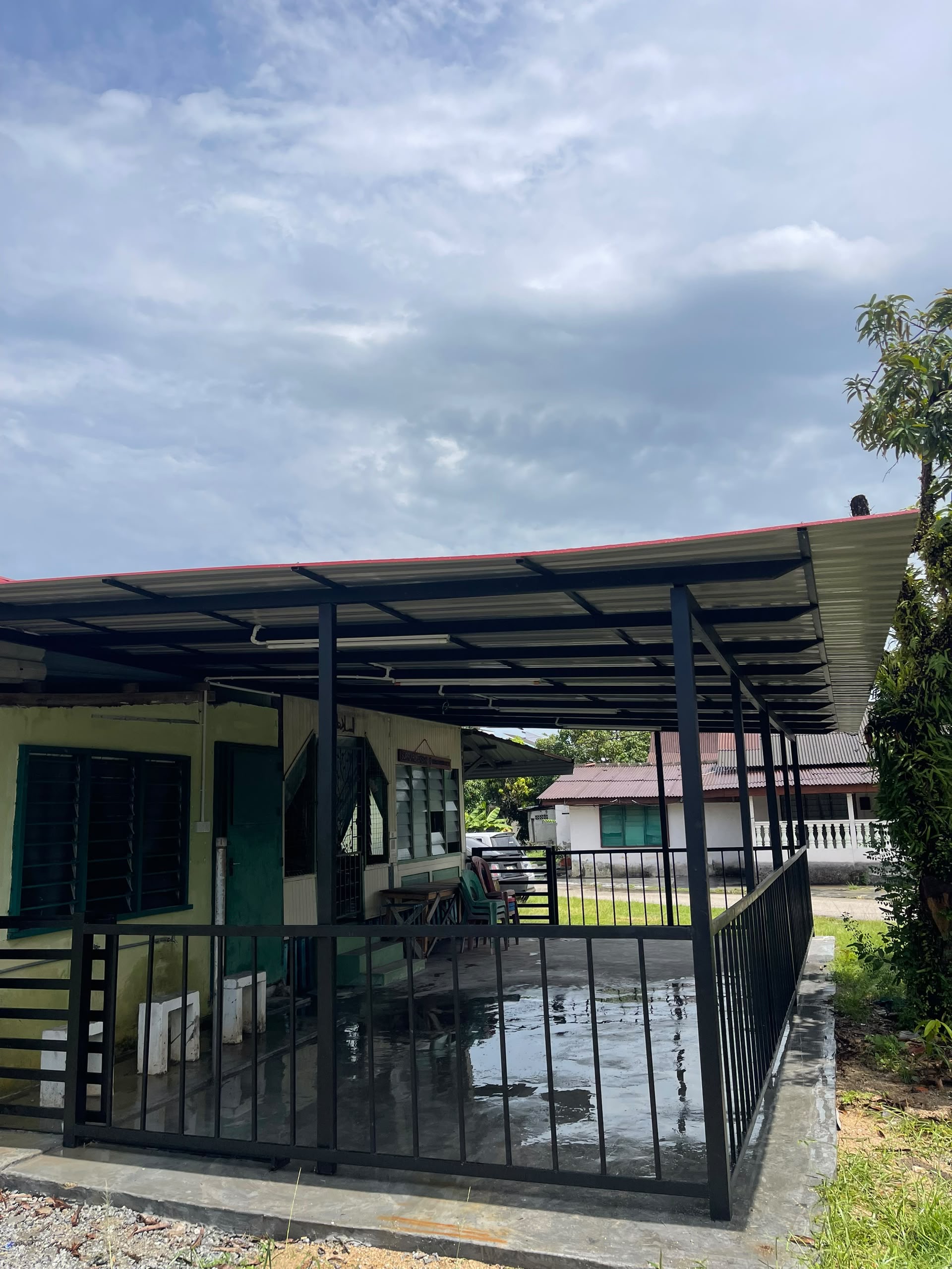 Projek awning dan pagar besi oleh Hazati